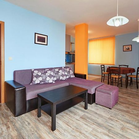 Apartments Dimitrovi Pomorie Esterno foto