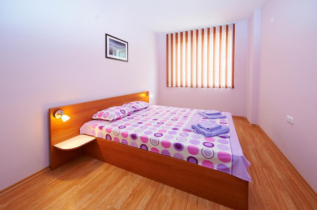 Apartments Dimitrovi Pomorie Camera foto